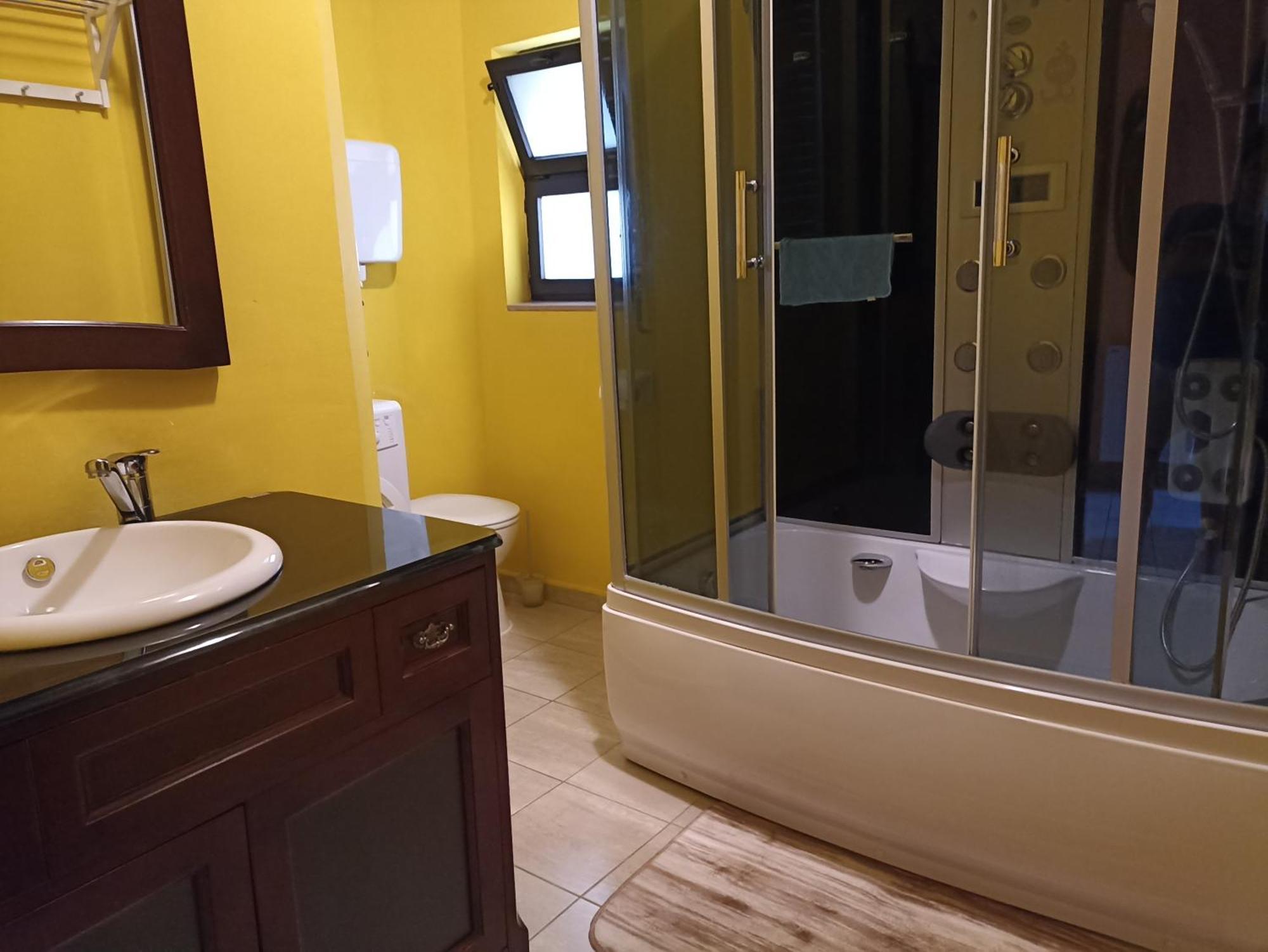 Sole Apartments Котор Екстериор снимка