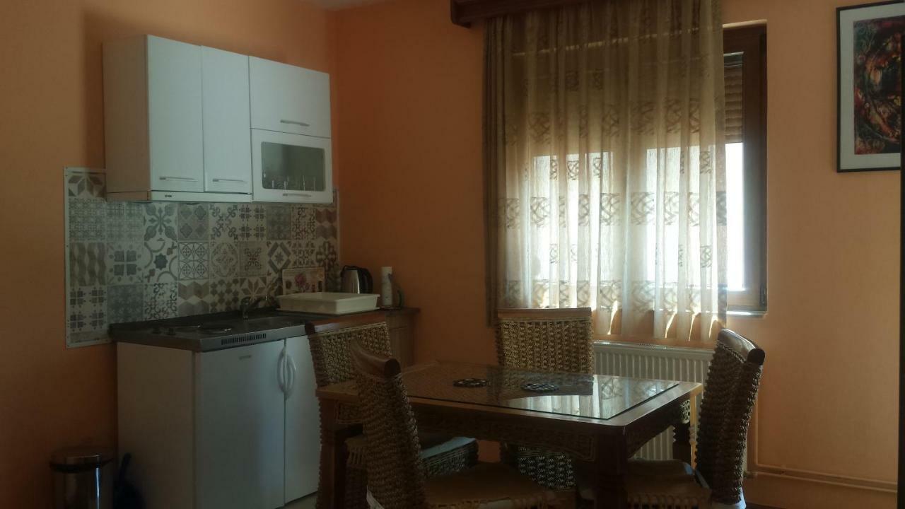 Sole Apartments Котор Екстериор снимка